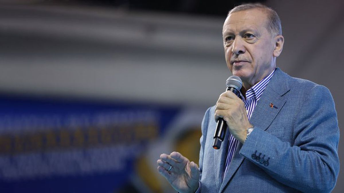 Seçim sonrası ilk KKTC ya da Azerbaycan'a gitmesi bekleniyordu! Erdoğan ters köşe yapacak