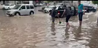 Suşehri'nde yollar göle döndü