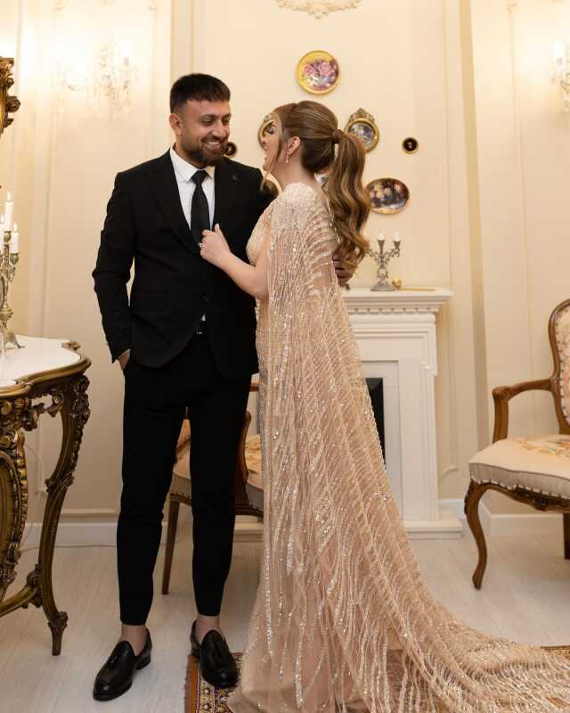Ünal Turan ve şarkıcı Ceylan Koynat tünelde hız denemesi yaparken kaza yaptı
