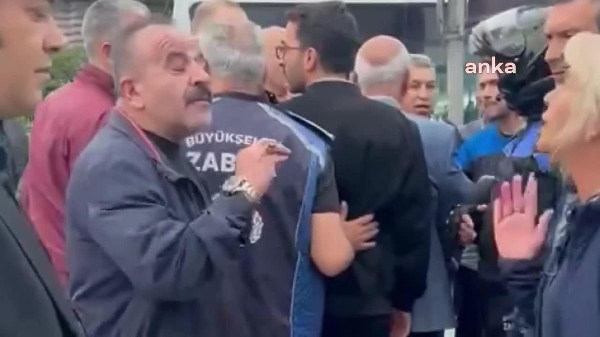 Üsküdar'daki Kaçak Kafeteryanın Yıkımına Mahkemeden Yürütmeyi Durdurma Kararı Çıktı