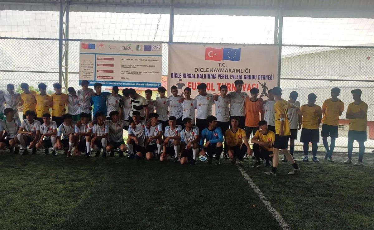 DİKKAD ve Dicle Gençlikspor'dan liseler arası futbol turnuvası