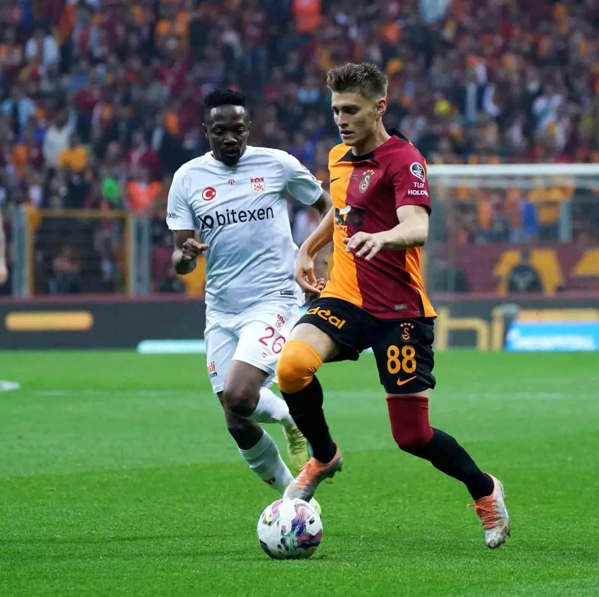 Altay, Galatasaray'ın şampiyonluğuyla 2 milyon TL bonus kazandı