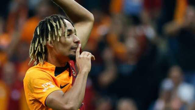 Sonunda fark edildi! Sacha Boey'e Fransa'da milli davet Sonunda fark edildi! Sacha Boey'e Fransa'da milli davet