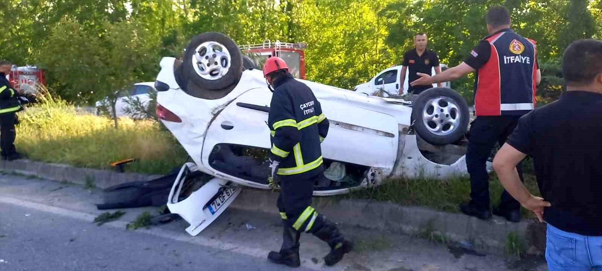 Zonguldak'ta Otomobil Takla Attı: 3 Yaralı