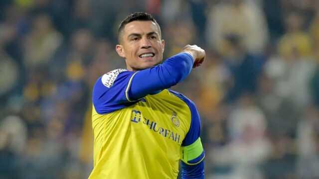 Herkes yeni adresini merak ediyordu! Cristiano Ronaldo'dan resmi transfer açıklaması Herkes yeni adresini merak ediyordu! Cristiano Ronaldo'dan resmi transfer açıklaması