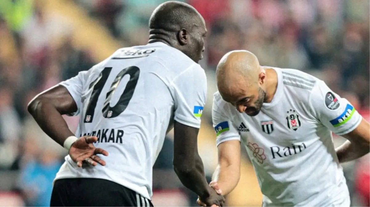İngiliz basınına konuşan Beşiktaş'ın yıldızı Redmond, Türk halkını yere göğe sığdıramadı