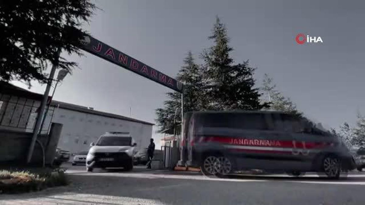 Jandarmadan eş zamanlı kökünü kurutma operasyonu: 29 gözaltı