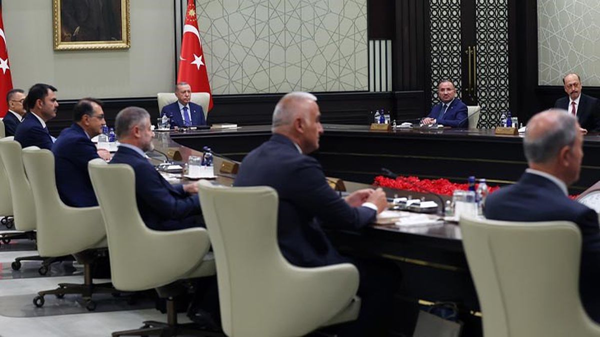 Kabine'yle ilgili bomba kulis: Cumartesi saat 22.00'de açıklanıyor, vekil olan bakanlara yeniden görev verilmeyecek