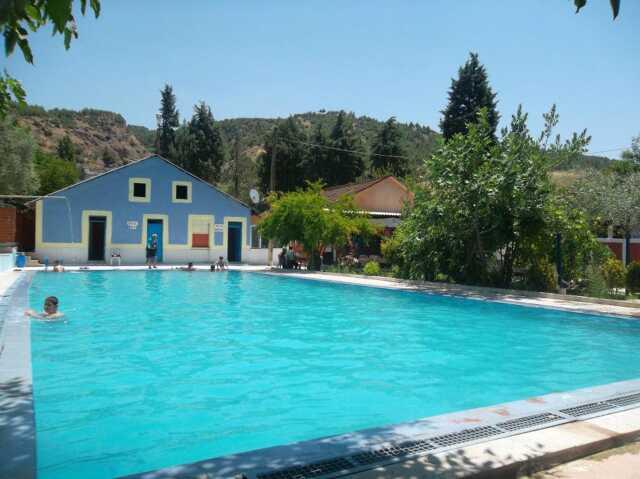 Denizli'de mahalleler sular altında kaldı, tarım alanları zarar gördü! Bölgedekiler '90 yıldır böylesi yaşanmadı' diyor Denizli'de mahalleler sular altında kaldı, tarım alanları zarar gördü! Bölgedekiler '90 yıldır böylesi yaşanmadı' diyor