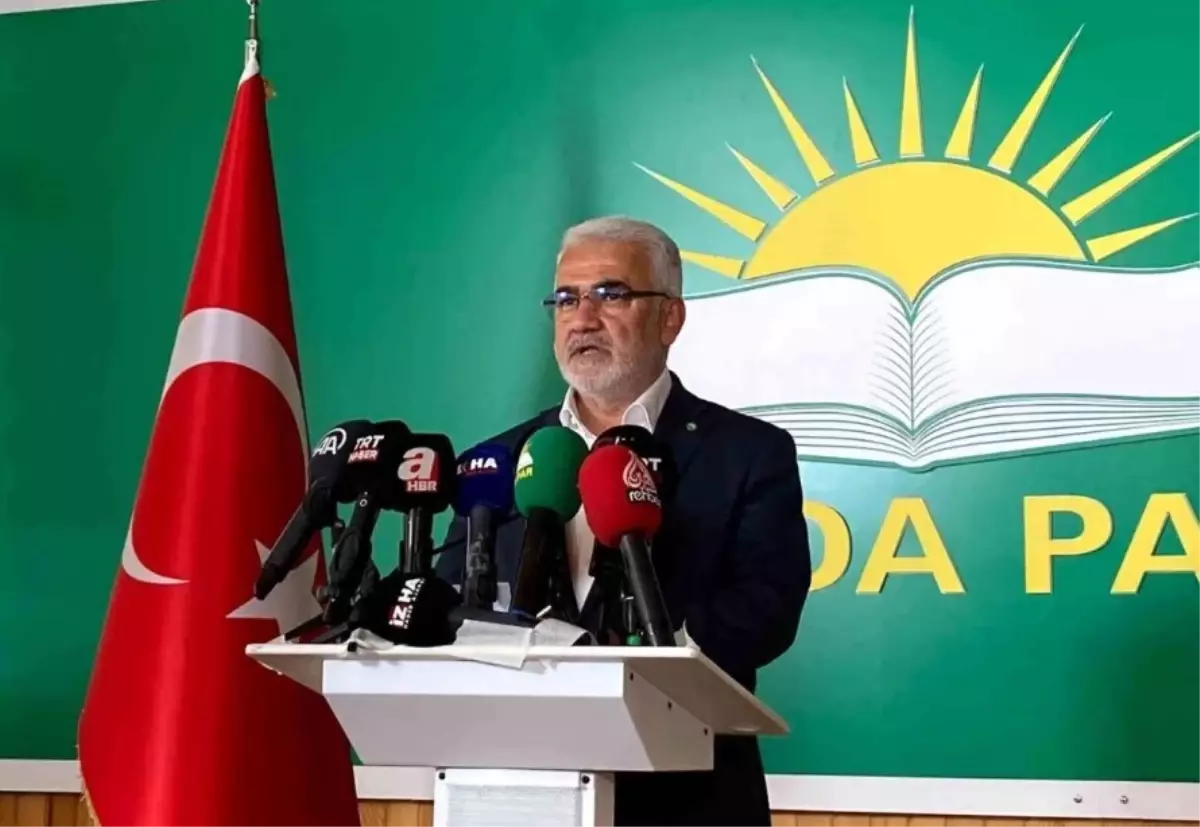 HÜDA PAR TBMM'de yemin etti mi? HÜDA PAR mecliste yemin etti mi, tüm vekiller yemin metnini okudu mu?