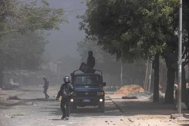 Senegal'de muhalefet lideri Sonko'nun cezasına karşı gösteriler: 9 ölü