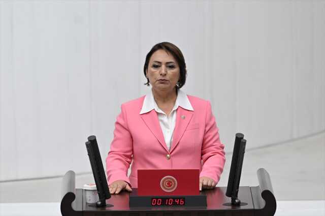 TBMM'de 28. Dönem, Devlet Bahçeli'nin yeminiyle başladı TBMM'de 28. Dönem, Devlet Bahçeli'nin yeminiyle başladı