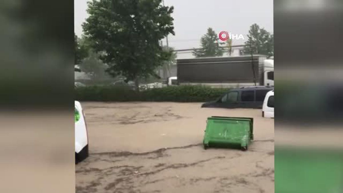 Denizli'de hayatı felç eden yağış yine yüzünü gösterdi