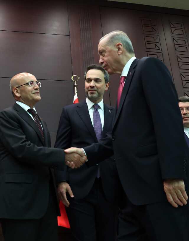 Ekonomide direksiyon ona emanet! Mehmet Şimşek, Hazine ve Maliye Bakanı oldu