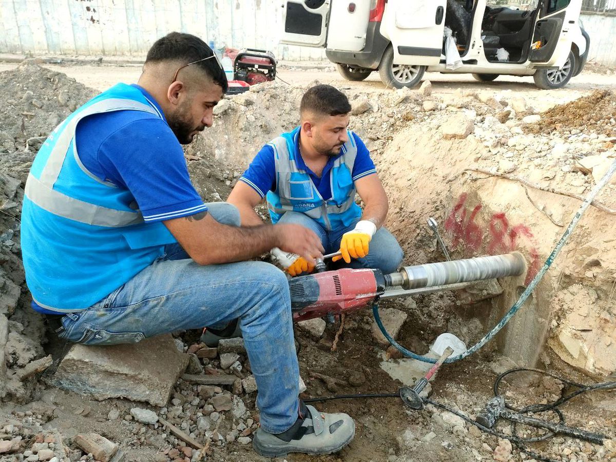 Hatay'da deprem sonrası enkazlardan alınan numunelerde deniz kumu çıktı