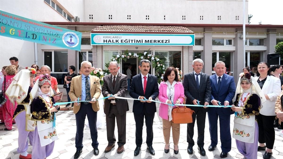 Kırklareli Halk Eğitim Merkezi kursiyerlerinin sergisi açıldı