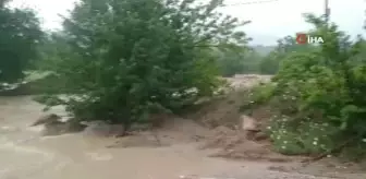 Sakarya Nehri Taştı, Söğüt-İnhisar Karayolu Trafiğe Kapandı