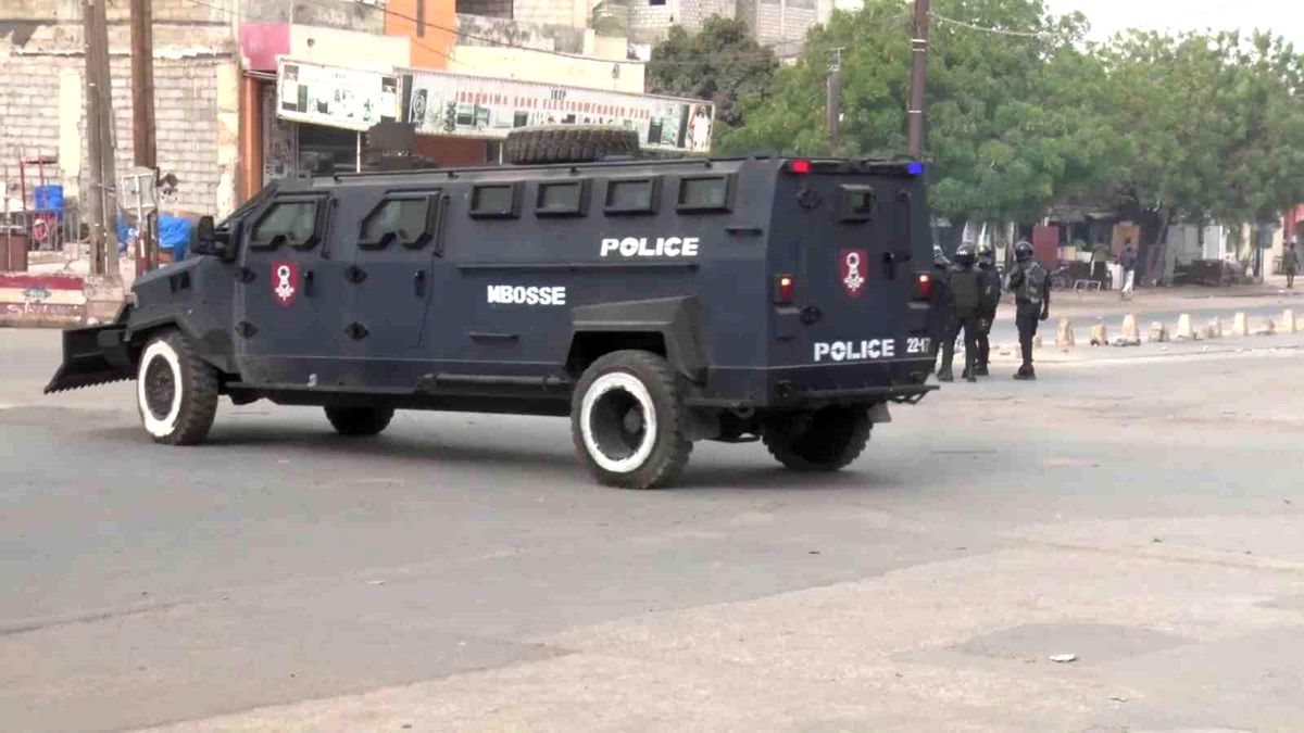 Senegal'de protestolarda can kaybı 15'e yükseldi