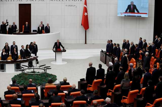 TBMM'de yemin eden Cumhurbaşkanı Erdoğan'ı muhalefet sıraları ne alkışladı, ne de ayağa kalktı