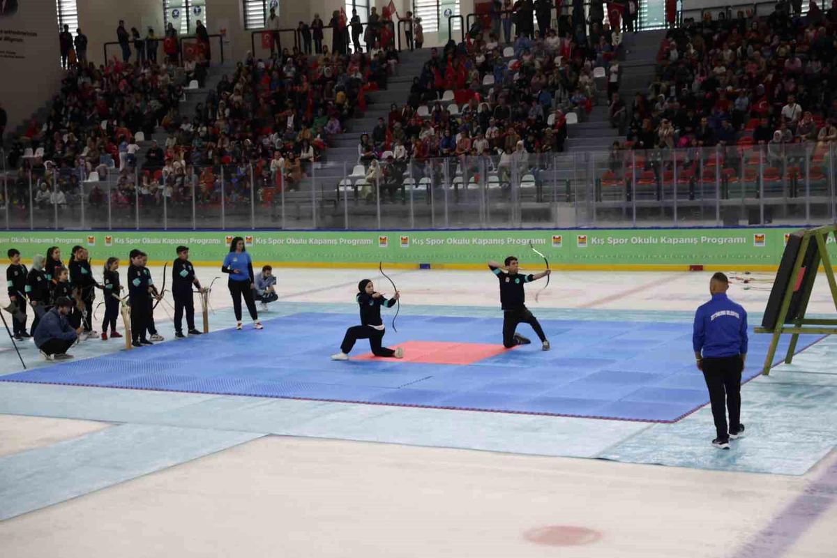 Zeytinburnu Belediyesi Kış Spor Okulları kapanış töreni yapıldı