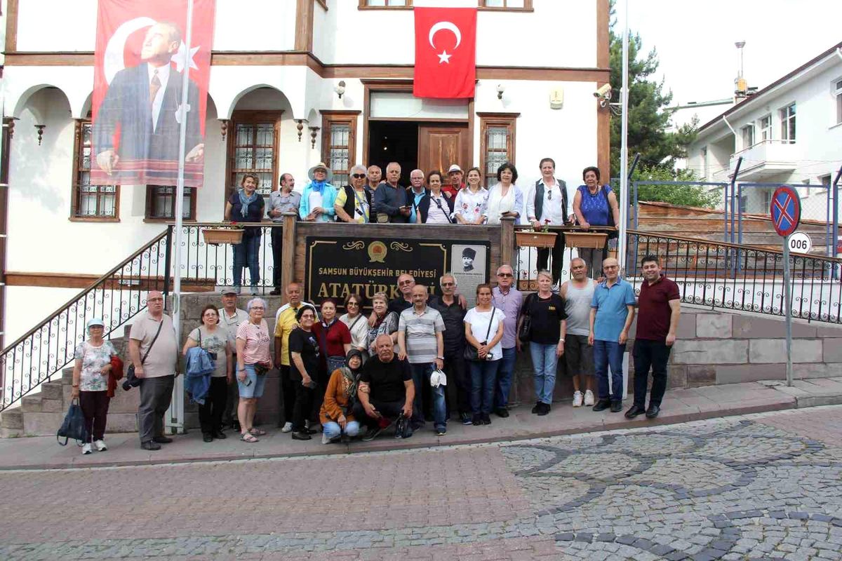 Ankara Yenişehir Koleji mezunları 20 yıllık geleneği Samsun'da sürdürdü