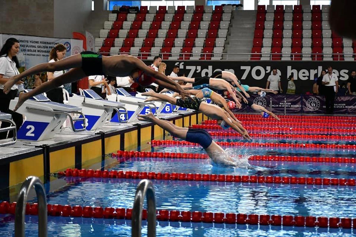 Balıkesir'de Çeşitli Branşlarda Spor Faaliyetleri Gerçekleştirildi