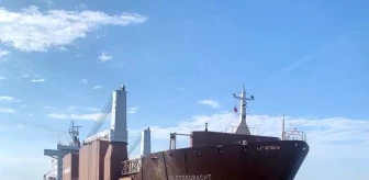 'SLOTERGRACHT' isimli genel kargo gemisi Çanakkale Boğazı'nda makine arızası yaptı