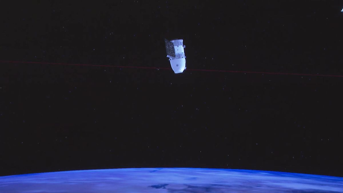 Çin'in Shenzhou-15 Astronotlarının Dünya'ya Dönüş Anından Görüntüler