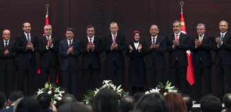 Erdoğan'ın açıkladığı yeni Kabine dünya basınında! Mehmet Şimşek için övgü dolu ifadeler kullandılar