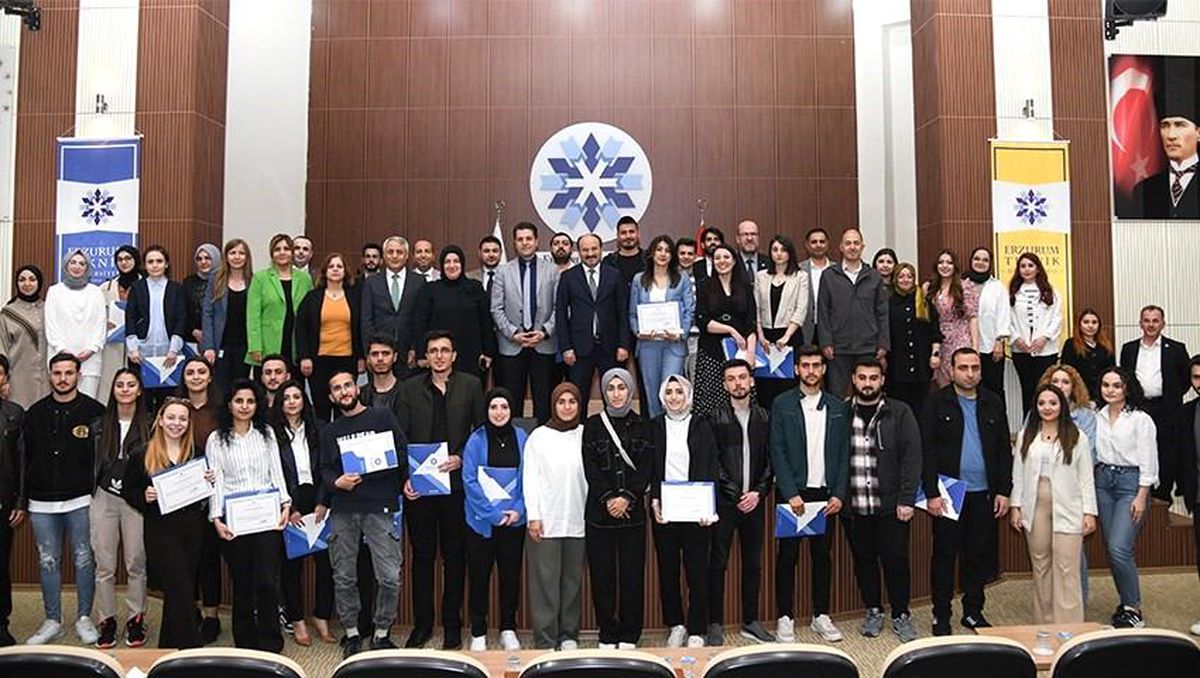 ETÜ'de TÜBİTAK destekli proje ekipleri ödüllendirildi