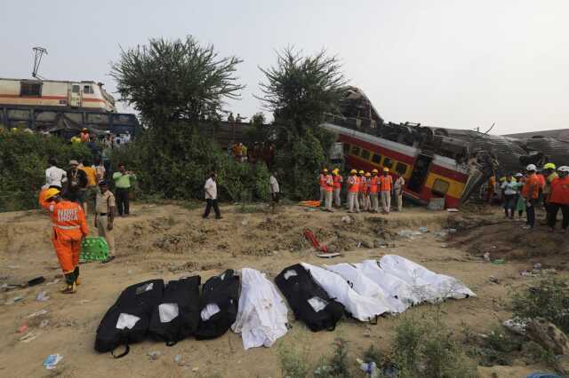 Hindistan'daki tren kazasında can kaybı 294'e yükseldi