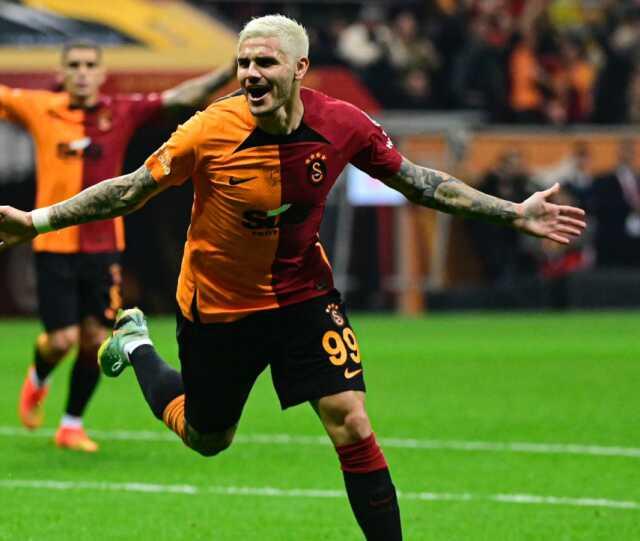 Mauro Icardi tarihe geçti! Arjantinli yıldız 1 sezonda efsane oldu Mauro Icardi tarihe geçti! Arjantinli yıldız 1 sezonda efsane oldu