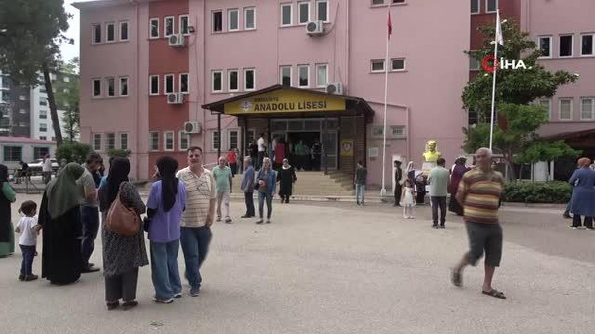 Osmaniye'de öğrencilerin LGS heyecanı başladı