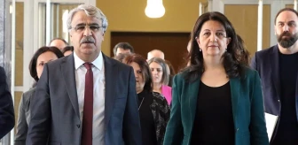 Pervin Buldan ve Mithat Sancar, HDP'de eş genel başkanlığa yeniden aday olmayacak