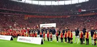 Spor Toto Süper Lig: Galatasaray: 0 - Fenerbahçe: 0 (Maç devam ediyor)