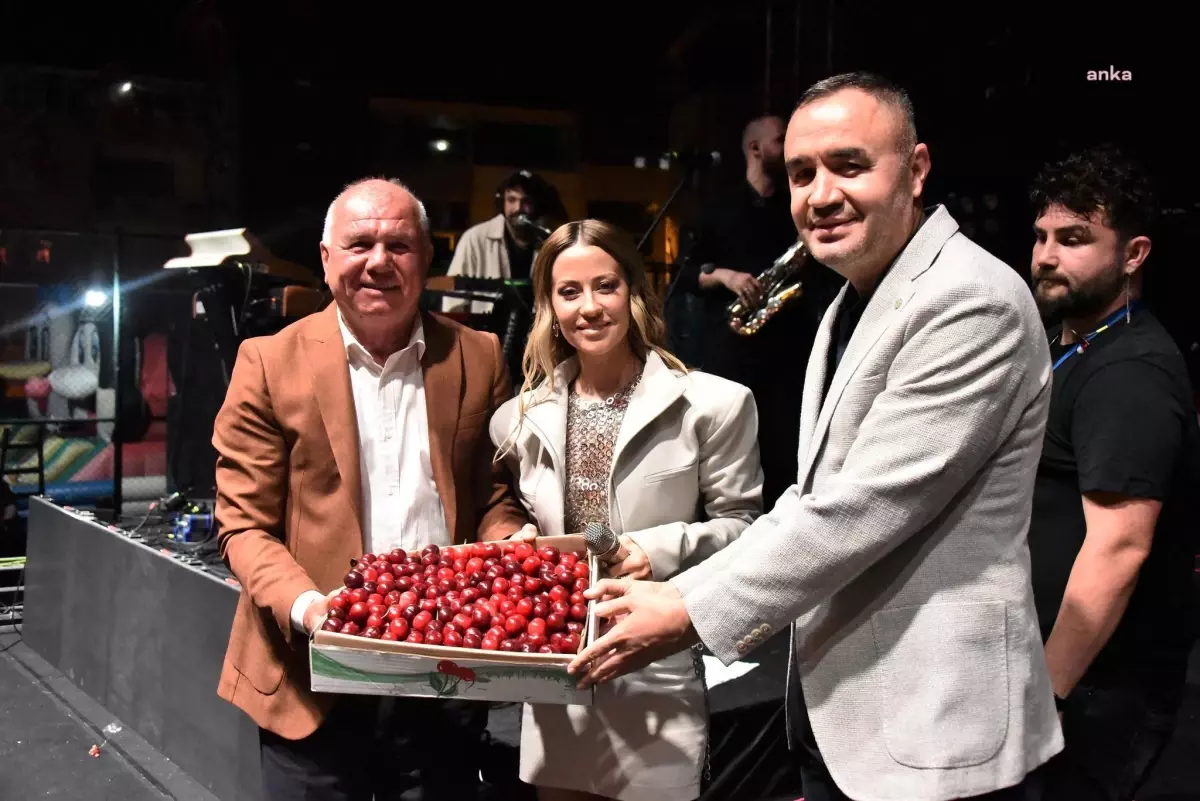 Kemalpaşa Altın Kiraz Kültür ve Sanat Festivali sona erdi