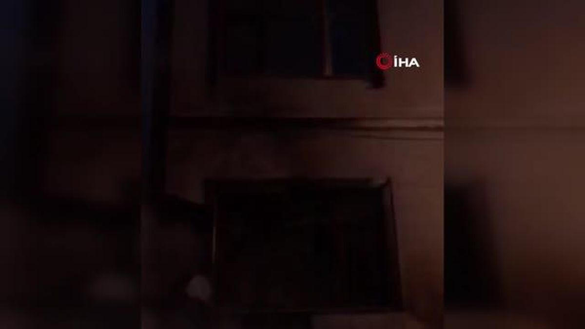 Bafra'da Otomobil Kundaklandı