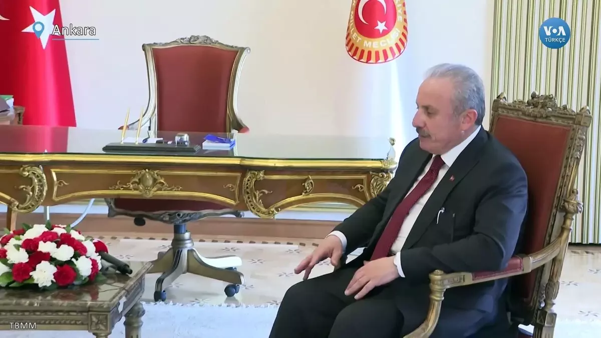 Bahçeli Geçici TBMM Başkanlığı'nı Şentop'tan devraldı