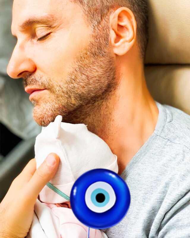 Bebeği 7 kez ameliyat olan Sinan Özen'den yürek sızlatan itiraf: Çocuğumun mezarlık yerini hazırlamıştım Bebeği 7 kez ameliyat olan Sinan Özen'den yürek sızlatan itiraf: Çocuğumun mezarlık yerini hazırlamıştım