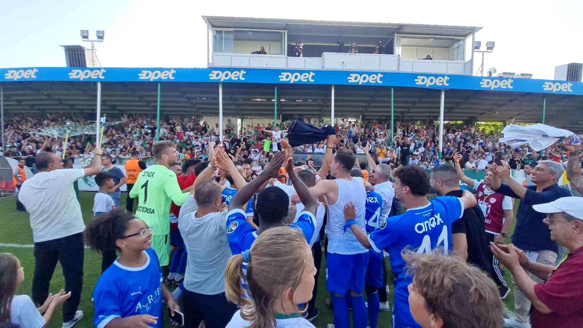 Bodrumspor finale yükseldi, taraftarlar zaferi kutladı