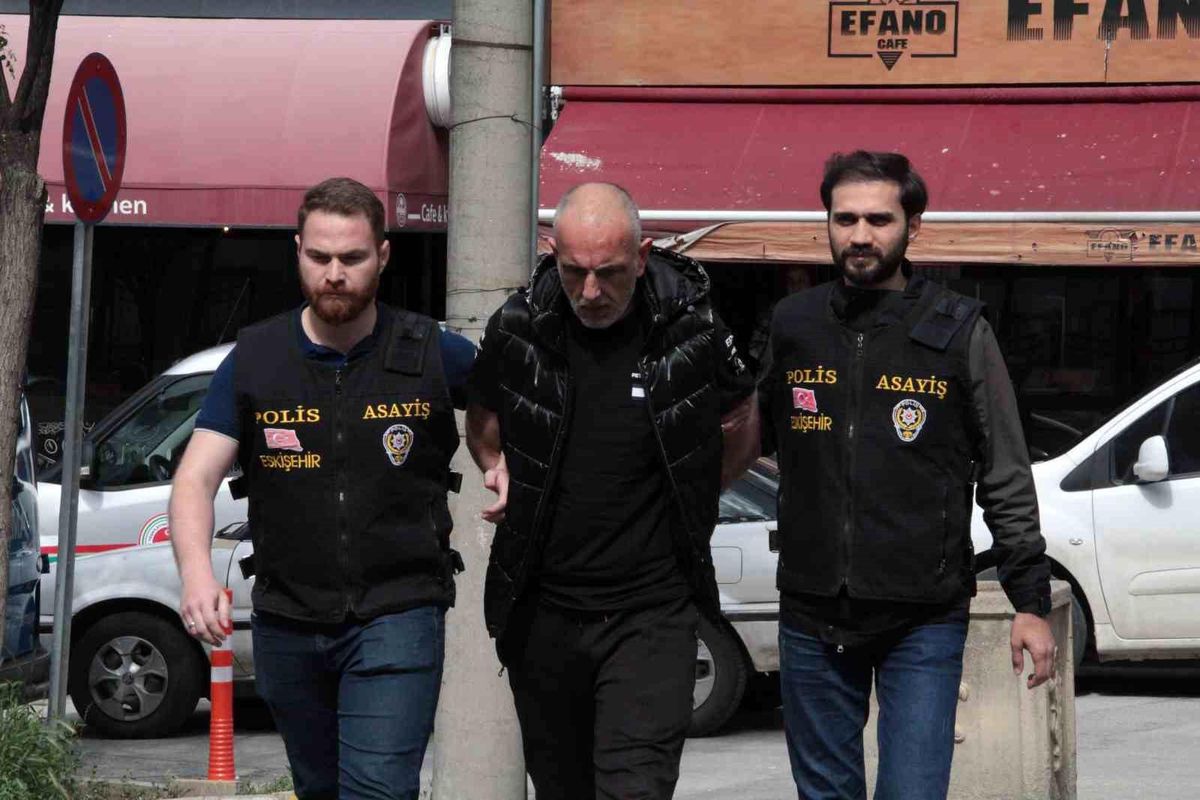 Eskişehir'de Arkadaşını Öldüren Şüpheli Tutuklandı