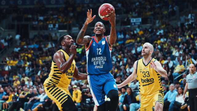 Galibiyet kaçtı! Anadolu Efes, Fenerbahçe'yi son saniyede devirdi