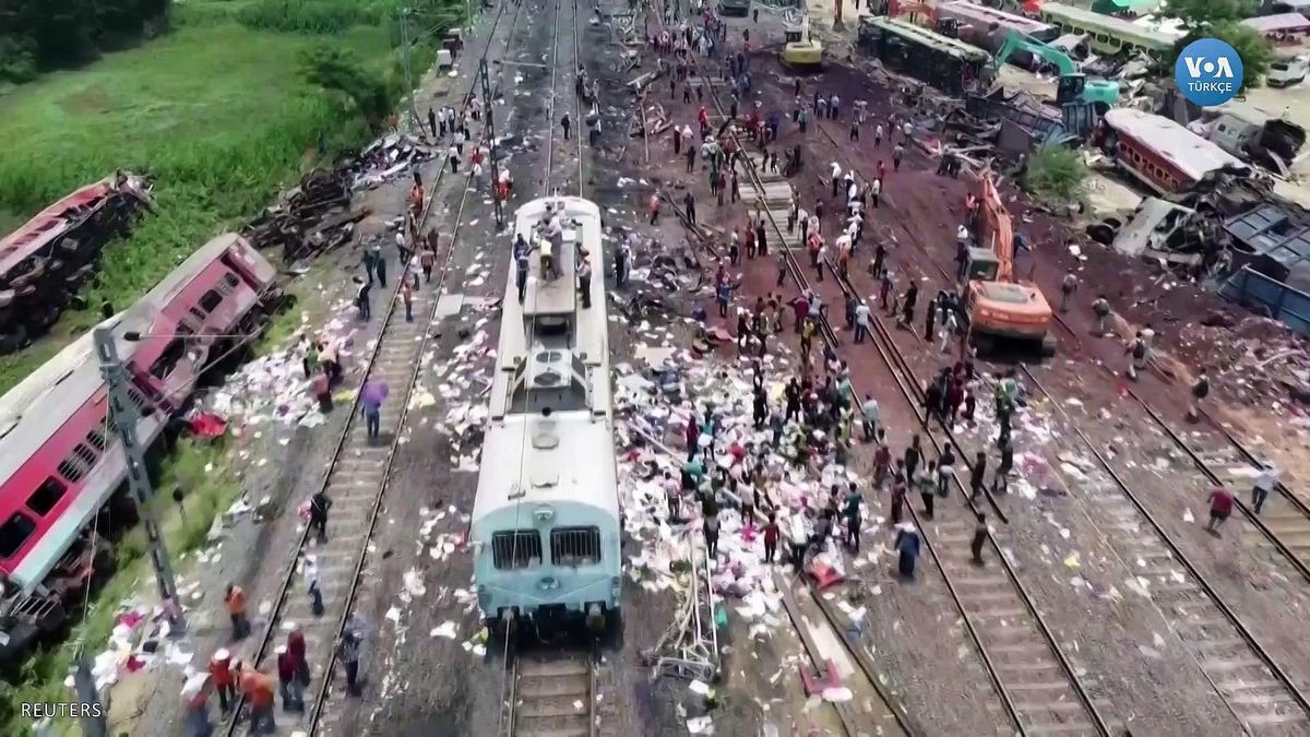 Hindistan'daki tren kazasının nedeni sinyal hatası