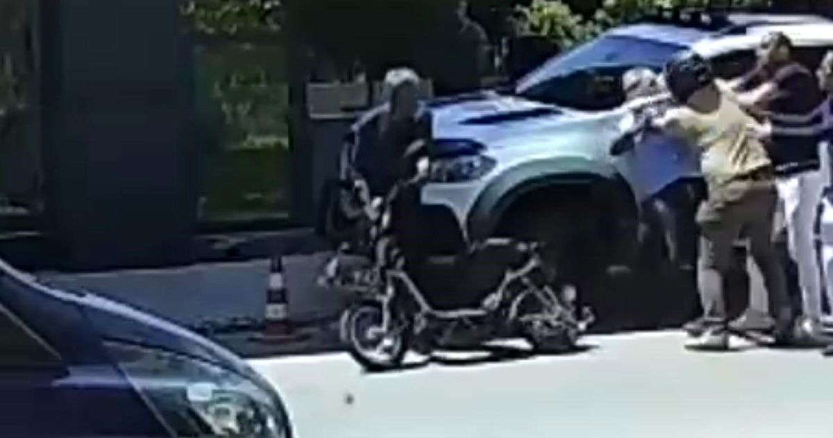Antalya'da kavga eden motosikletli adamın motosikleti çalındı