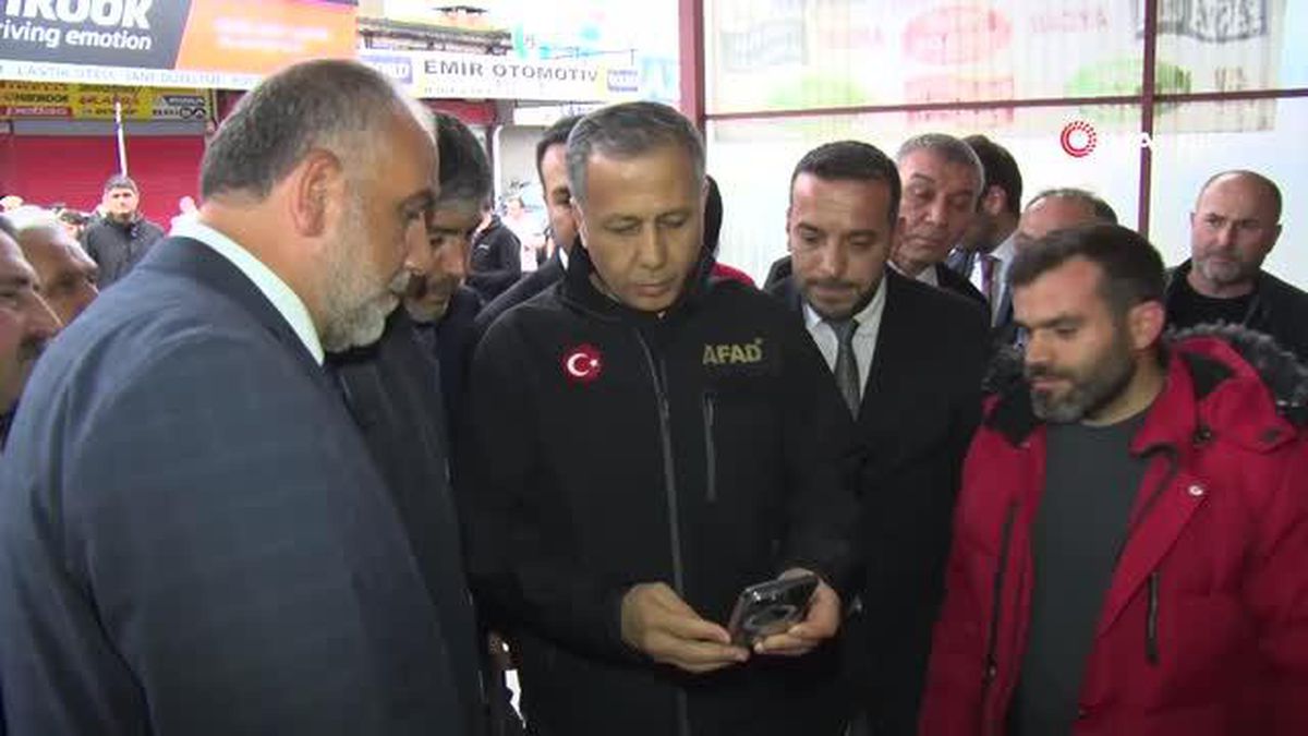 İçişleri Bakanı Yerlikaya: 'Yoğun yağışlar perşembe günü Karadeniz'den çıkacak'