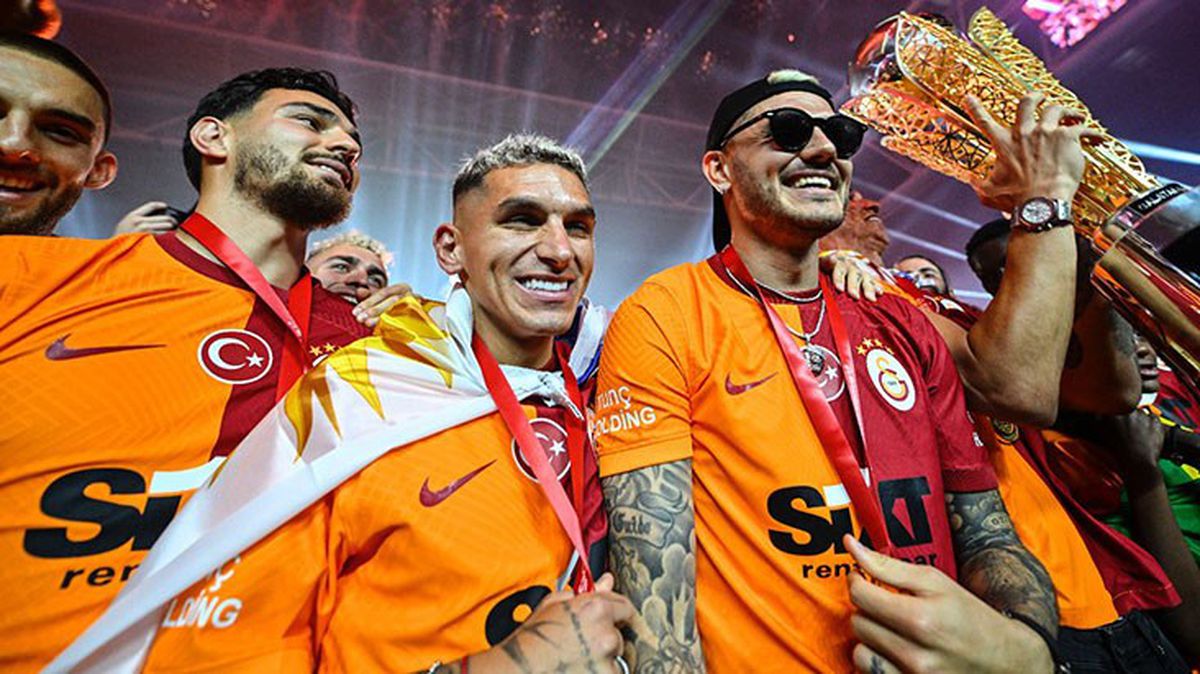 Mauro Icardi'den şampiyonluk kutlamalarına damga vuran Fenerbahçe tezahüratı