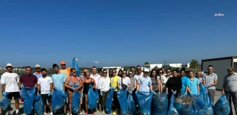 Seferihisar'da Plaj Temizliği Etkinliği Düzenlendi