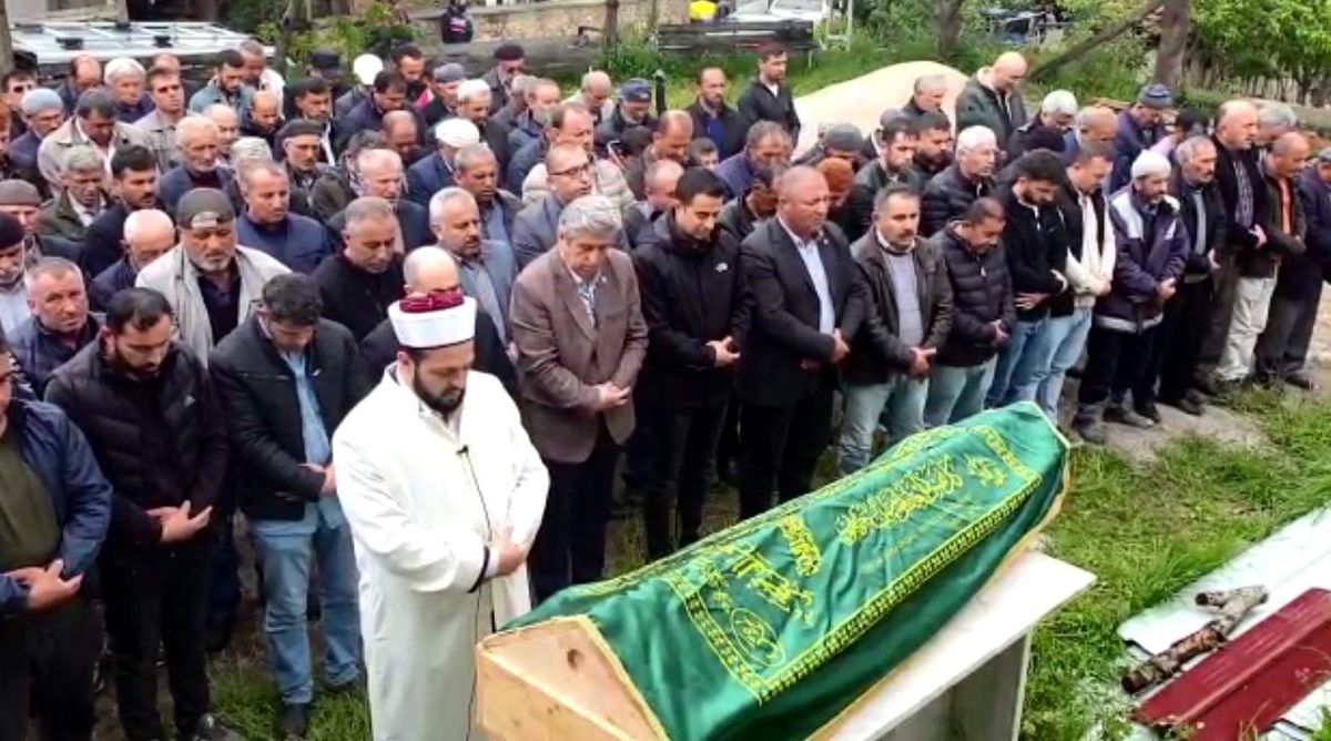 Ladik'teki selde hayatını kaybeden Şükrü Köksal son yolculuğuna uğurlandı