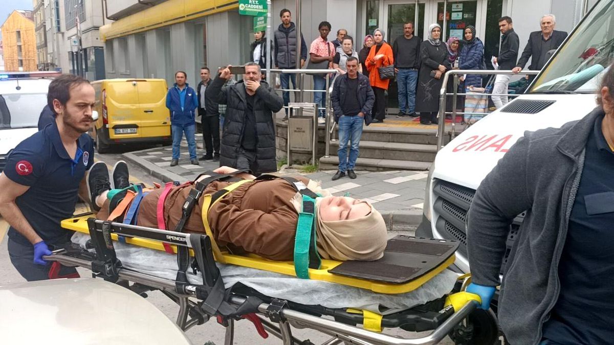 Bolu'da Yaya Geçidinde Kaza: Genç Kız Yaralandı