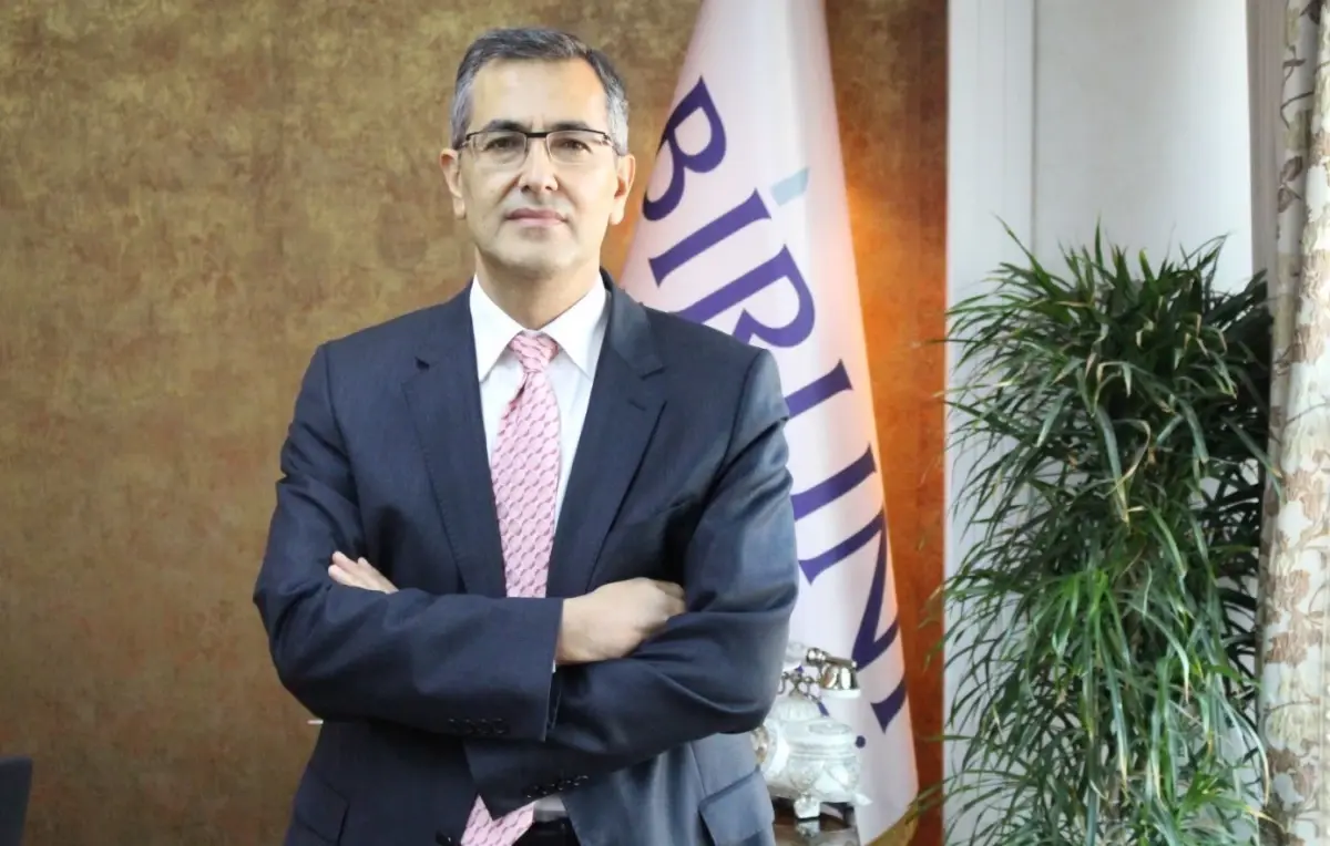 Adnan Yüksel kimdir? Biruni Üniversitesi Rektörü Prof. Dr. Adnan Yüksel kaç yaşında, nereli?